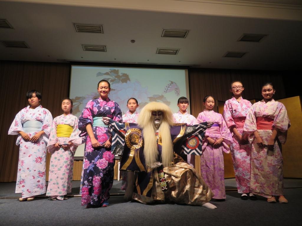 教育学院公演(記念撮影)